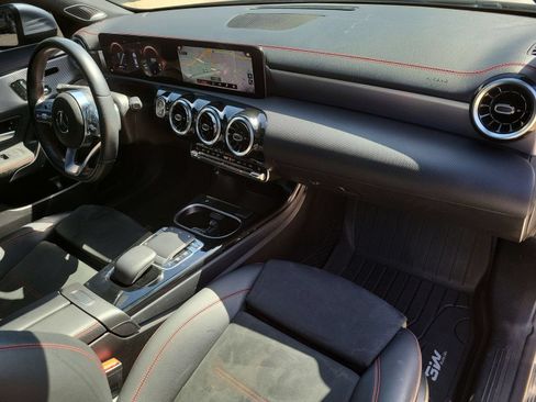 Used 2020 Mercedes-Benz CLA 250 image 29