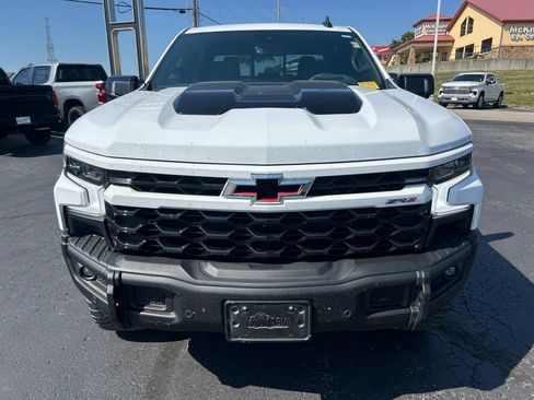 Used 2025 Chevrolet Silverado 1500 ZR2 w/ ZR2 Bison Edition AWD/4WD image 2