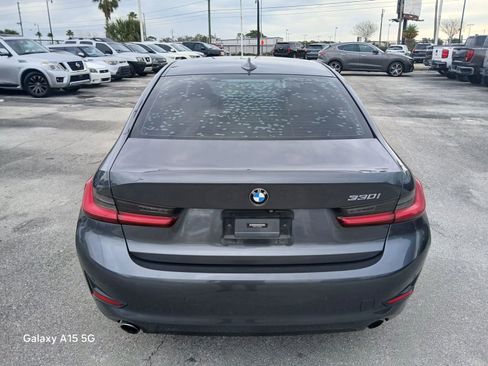 Used 2020 BMW 330i 330i Sedan 4D w/ Convenience Package image 5