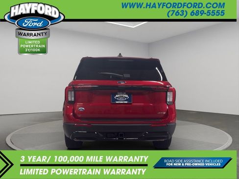 Used 2025 Ford Explorer ST-Line w/ Premium Package AWD/4WD image 4
