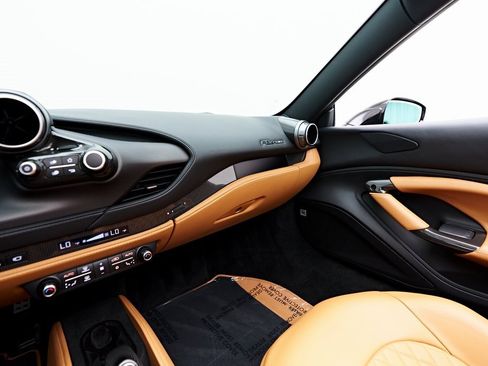 Used 2022 Ferrari F8 Tributo image 96