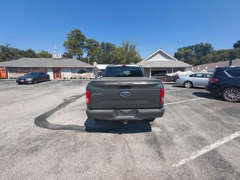 Used 2017 Ford F150 XL w/ Equipment Group 101A Mid AWD/4WD image 4