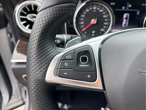 Used 2018 Mercedes-Benz E 400 Coupe image 26