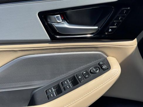 Certified 2026 Acura MDX SH-AWD w/ Technology Package image 11