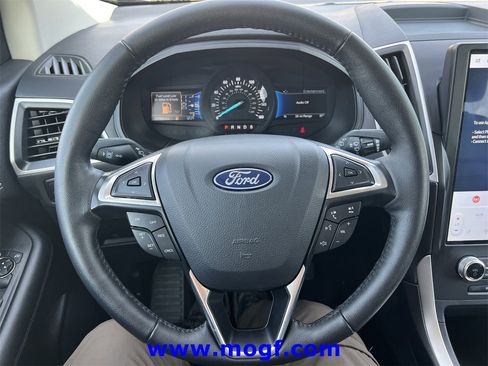 Certified 2024 Ford Edge SEL image 12