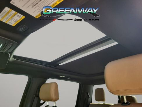 Used 2023 Ford F250 Lariat w/ Sport Appearance Package image 19