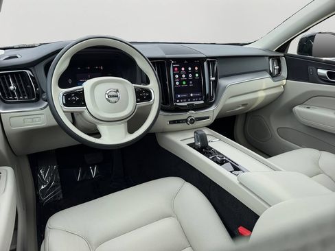 Certified 2024 Volvo XC60 T8 Core w/ Climate Package AWD/4WD image 13