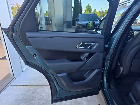 New 2026 Land Rover Range Rover Velar Dynamic SE image 24