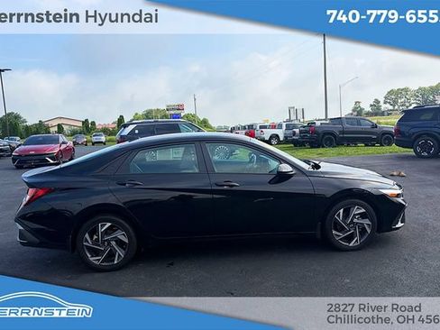Used 2025 Hyundai Elantra Sport FWD image 20