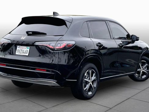 Used 2023 Honda HR-V EX-L image 12