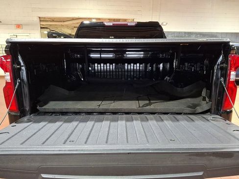 Used 2021 Chevrolet Silverado 1500 RST w/ Z71 Off-Road Package AWD/4WD image 26