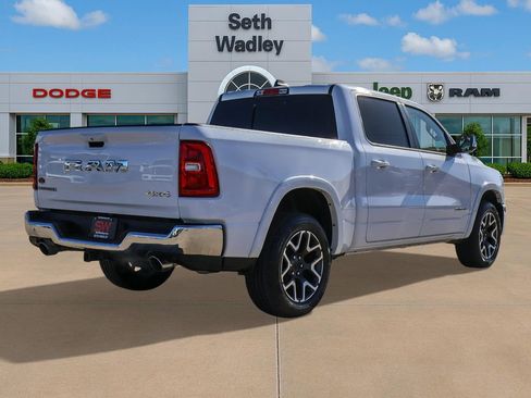Used 2025 RAM 1500 Laramie image 7