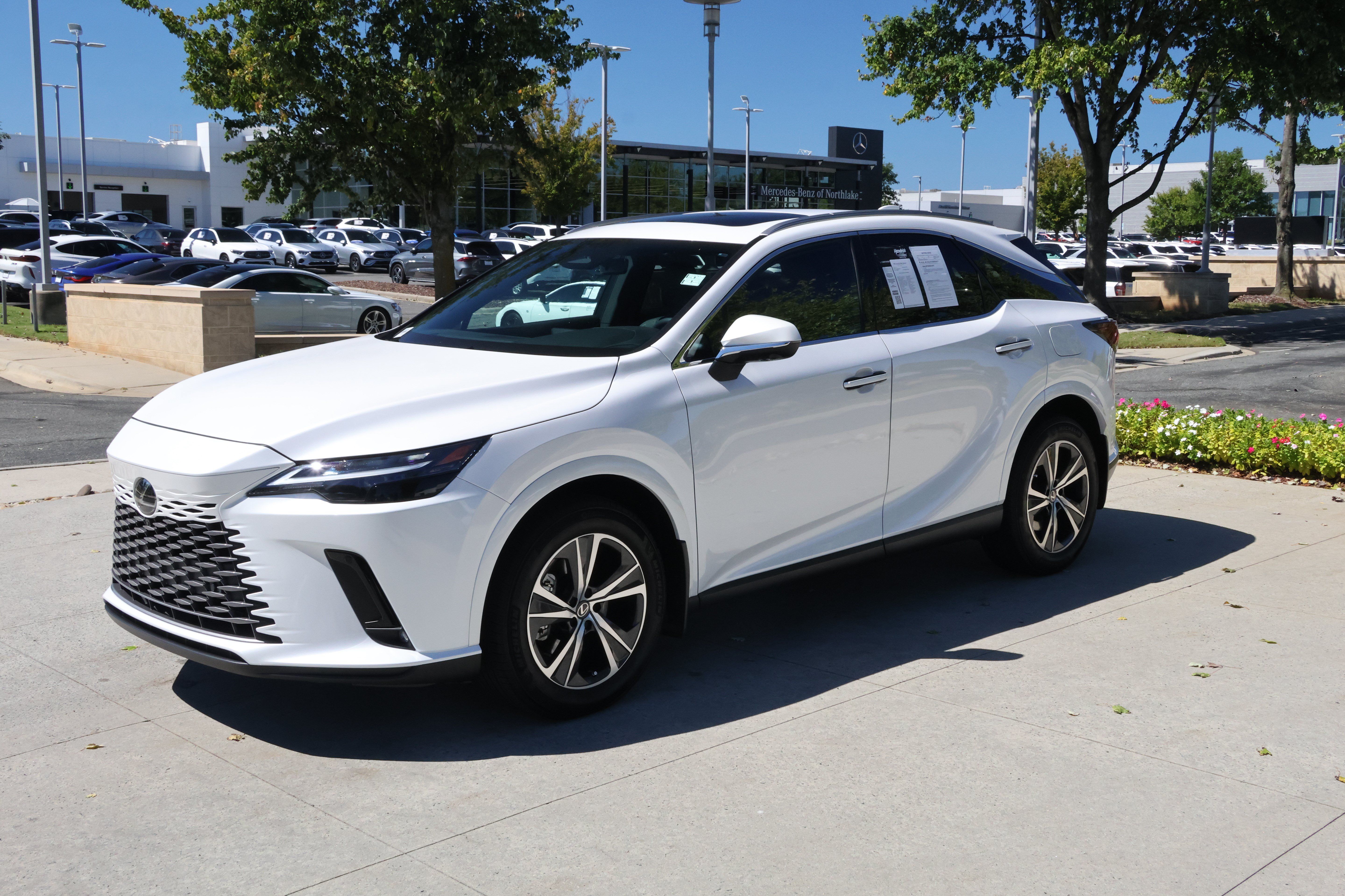 Used 2026 Lexus RX 350h w/ Convenience Package AWD/4WD image 5