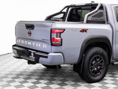Used 2022 Nissan Frontier PRO-4X w/ Pro-4X Premium Package image 32