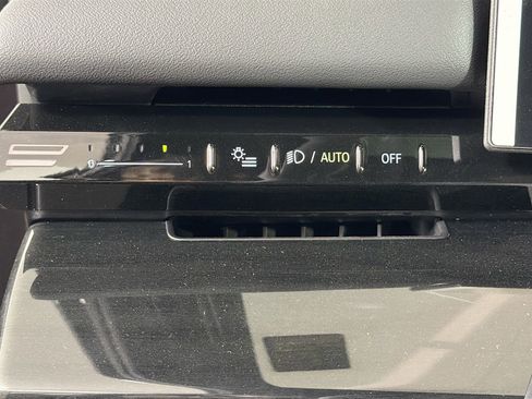New 2026 BMW 530i xDrive AWD/4WD image 11