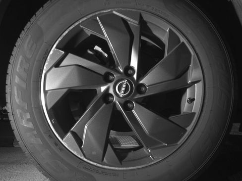 Used 2025 Nissan Rogue SV FWD image 15