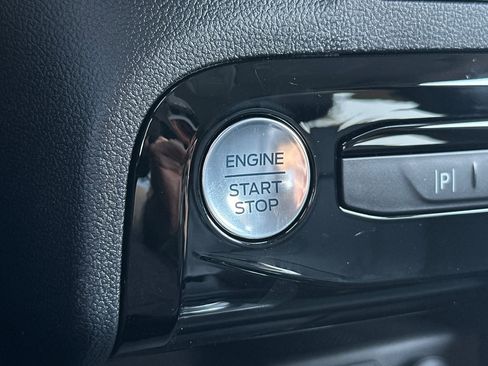 New 2025 Ford Escape Base w/ PHEV Premium Package image 21