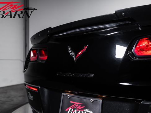 Used 2015 Chevrolet Corvette Z06 w/ 2LZ Preferred Equipment Group RWD image 19
