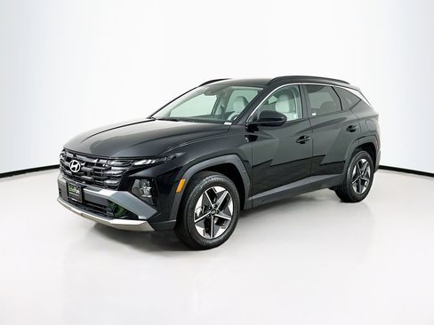 Used 2025 Hyundai Tucson SEL image 3