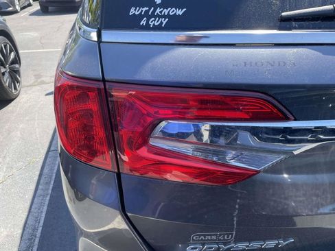 Used 2018 Honda Odyssey EX-L image 20