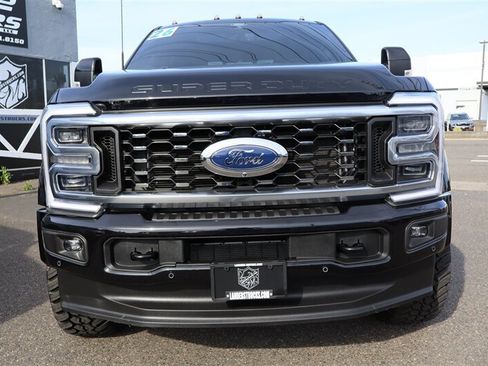 Used 2026 Ford F450 Platinum w/ FX4 Off-Road Package AWD/4WD image 8