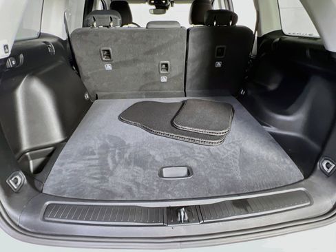 Used 2023 Jeep Grand Cherokee Laredo w/ Luxury Tech Group I image 24