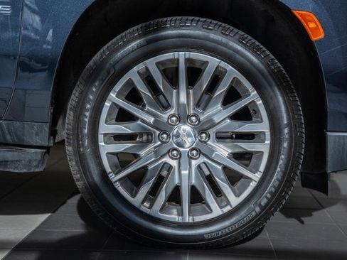 Used 2023 Chevrolet Tahoe Premier image 17