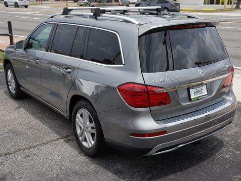 Used 2015 Mercedes-Benz GL 450 4MATIC image 8