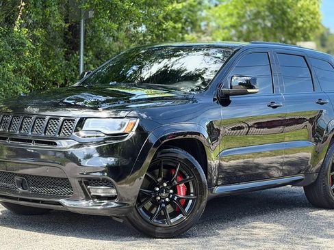 Used 2019 Jeep Grand Cherokee SRT AWD/4WD image 4
