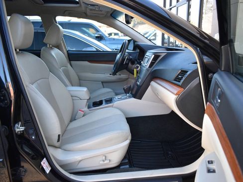 Used 2013 Subaru Outback 2.5i Limited image 8