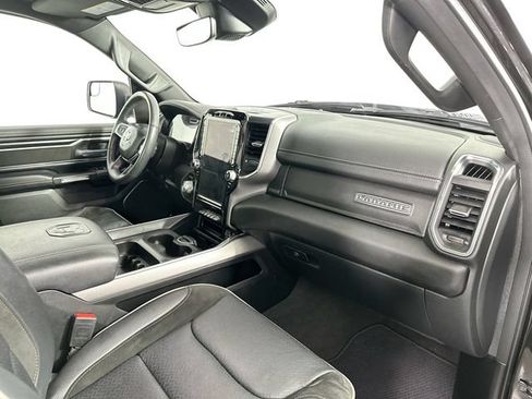 Used 2024 RAM 1500 Laramie AWD/4WD image 29