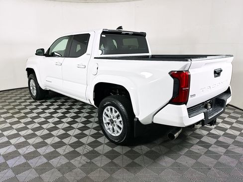 Certified 2025 Toyota Tacoma SR5 image 5