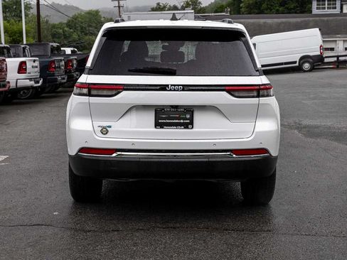 Used 2024 Jeep Grand Cherokee Limited 4xe AWD/4WD image 5