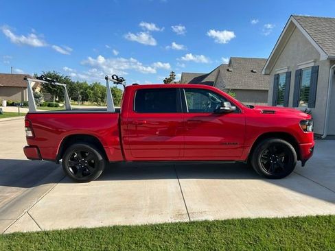 Used 2022 RAM 1500 Big Horn AWD/4WD image 3
