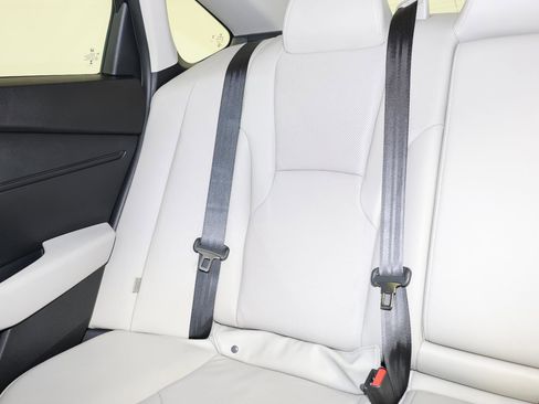 Used 2025 Honda Accord EX-L image 9