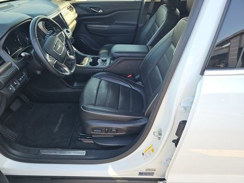 Used 2023 GMC Acadia Denali image 17