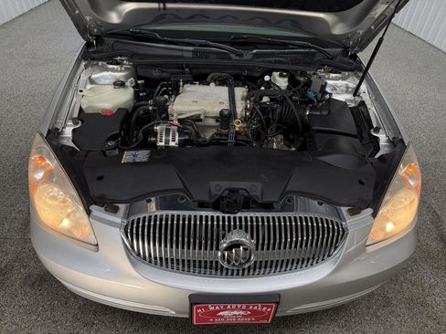 Used 2009 Buick Lucerne CXL w/ Driver Confidence Package image 39