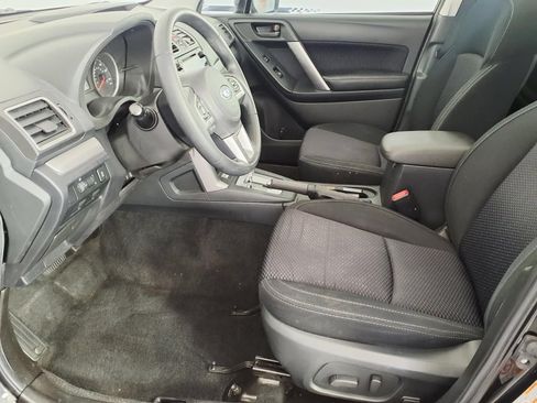 Used 2018 Subaru Forester 2.5i Premium AWD/4WD image 12