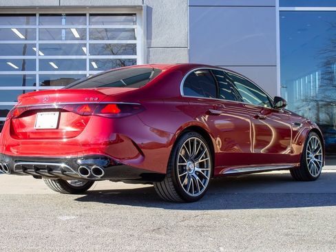 Used 2025 Mercedes-Benz E 53 AMG e 4MATIC Sedan w/ Driver Assistance Package image 10