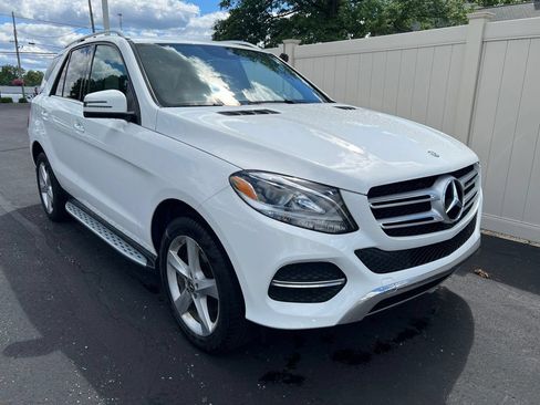 Used 2018 Mercedes-Benz GLE 350 4MATIC image 2