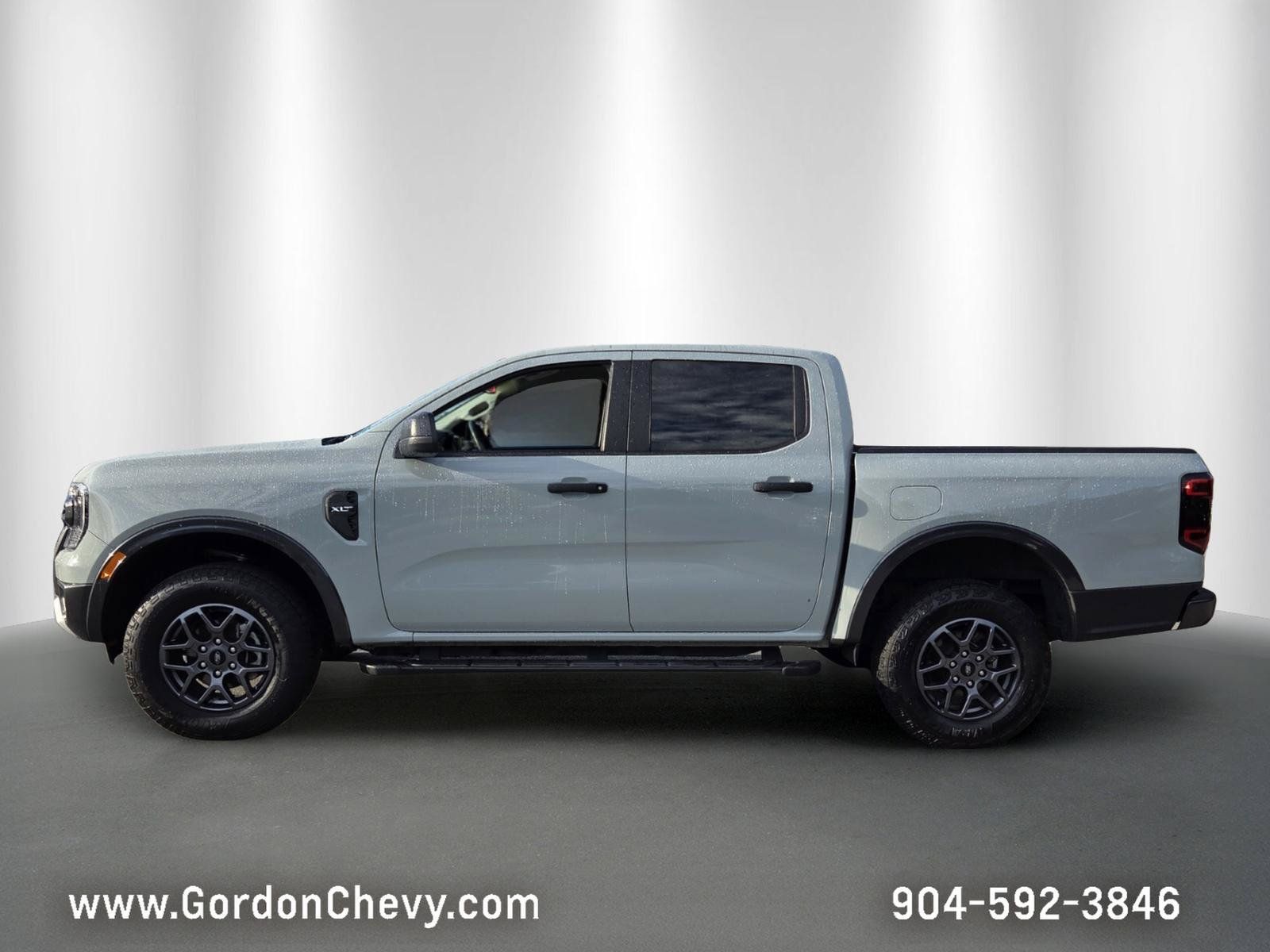 Used 2024 Ford Ranger XLT w/ Trailer Tow Package RWD image 2