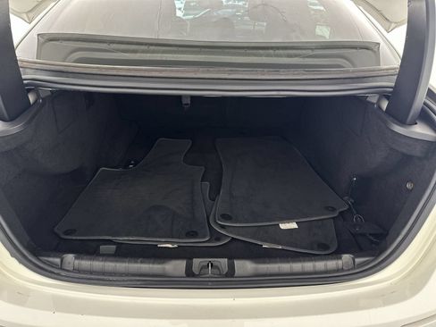 Used 2018 Maserati Ghibli RWD image 21