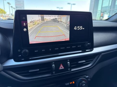 Used 2022 Kia Forte GT-Line FWD image 9