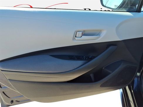 Used 2024 Toyota Corolla LE image 12