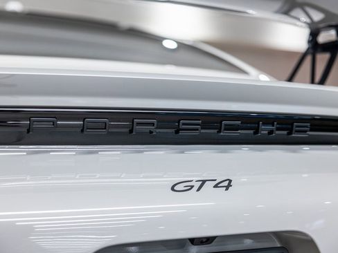 Used 2020 Porsche 718 Cayman GT4 image 20