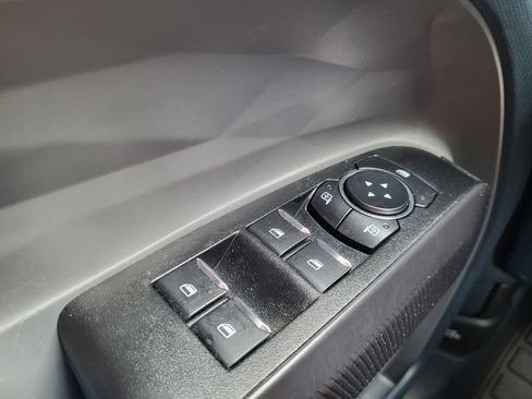 Used 2025 Ford Maverick Lobo AWD/4WD image 23