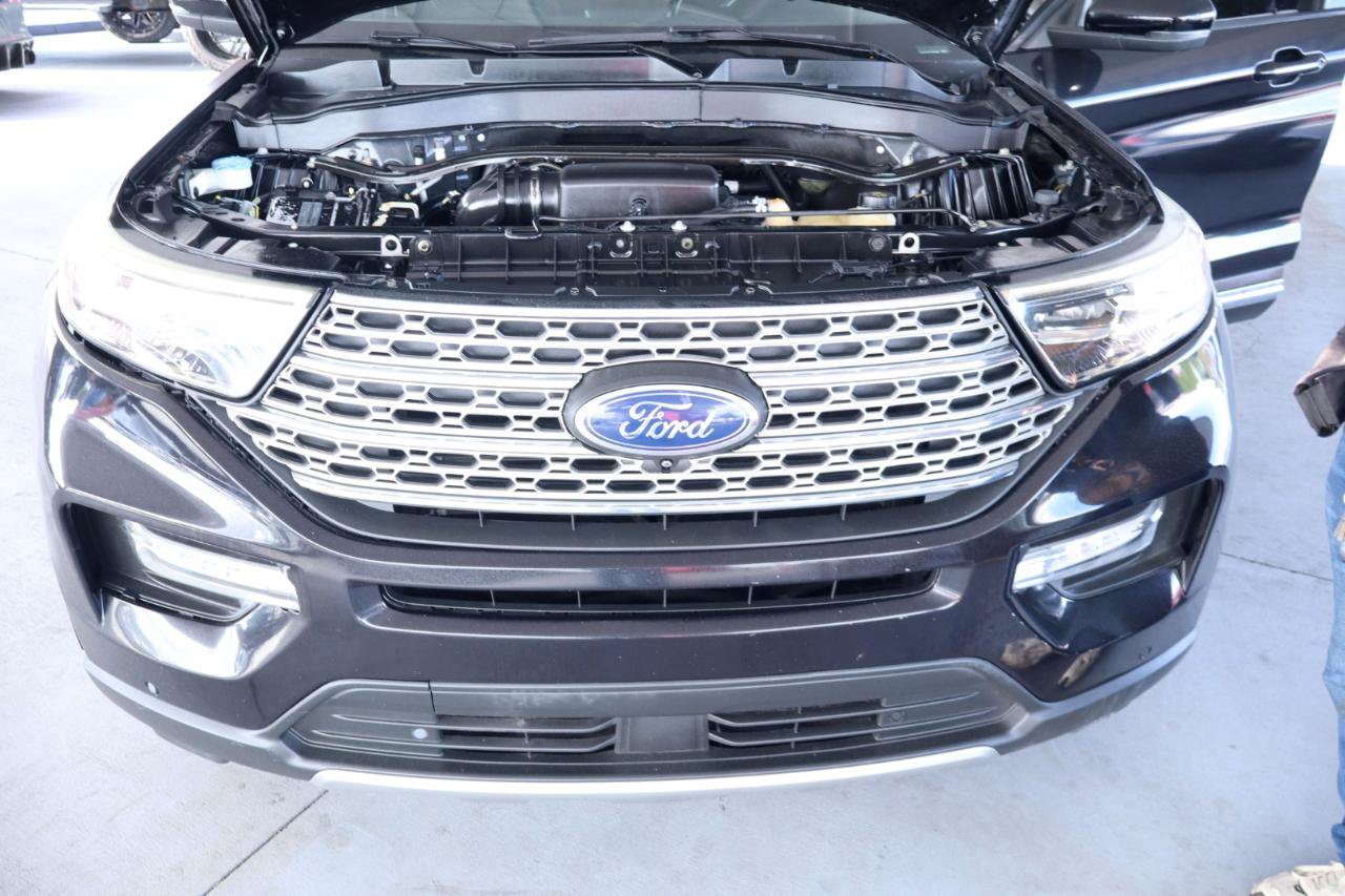 Used 2020 Ford Explorer Limited AWD/4WD image 41