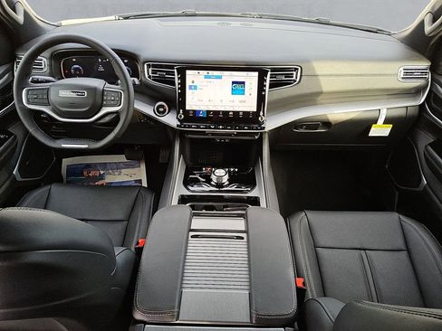 New 2026 Jeep Grand Wagoneer w/ Premium Group I image 10