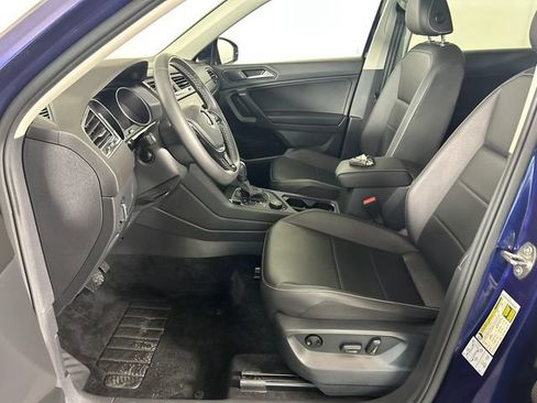 Used 2021 Volkswagen Tiguan SE w/ Panoramic Sunroof Package AWD/4WD image 10