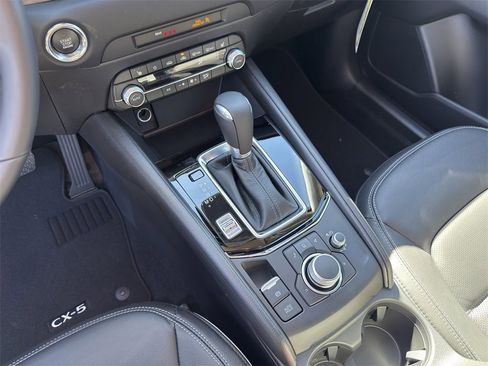 New 2025 MAZDA CX-5 AWD 2.5 S w/ Preferred Package image 28